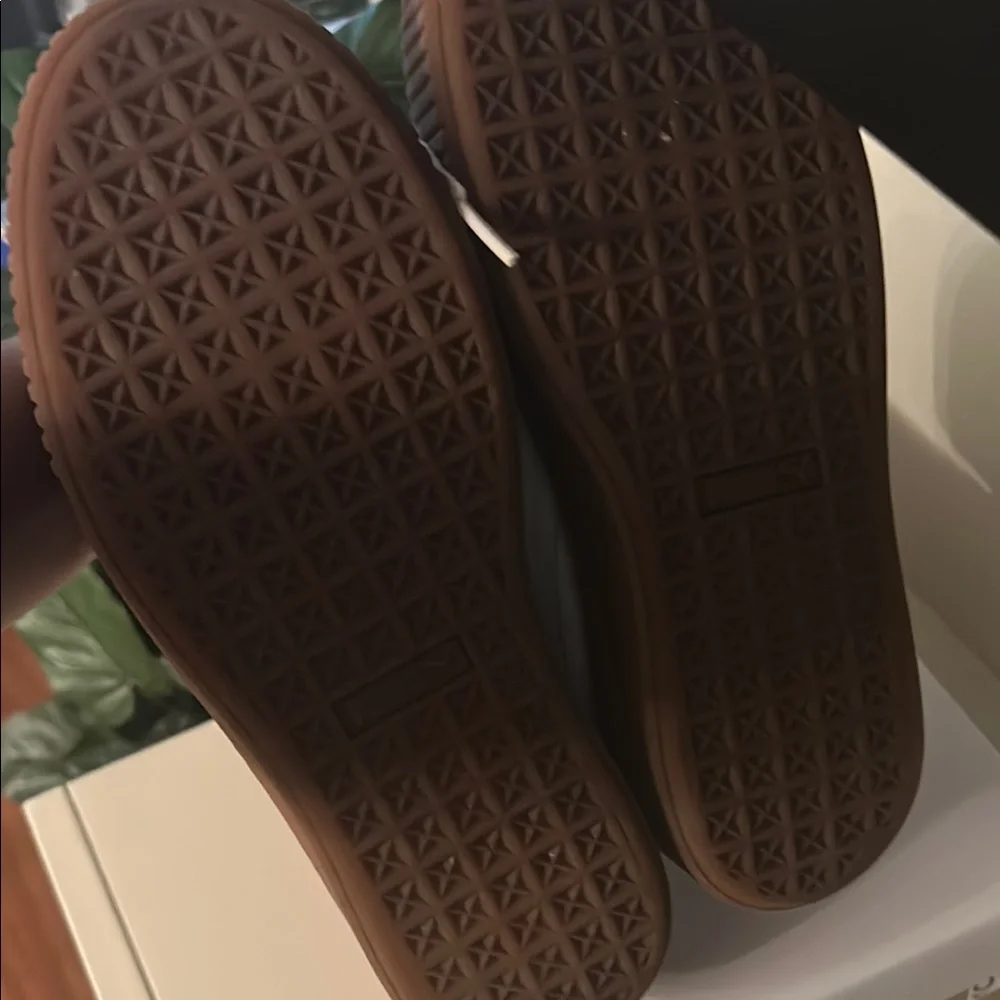 Puma White Sneakers with Rich Brown Soles. Negotiable! - Picture 2 of 4